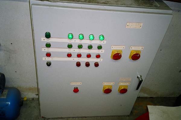 Electrical switchgear